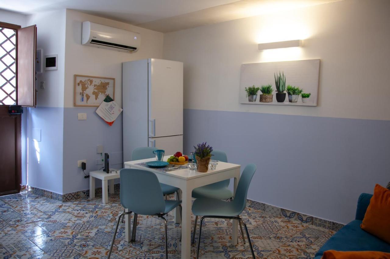 La Casetta In Centro By Sicily In Home Catania Exterior photo