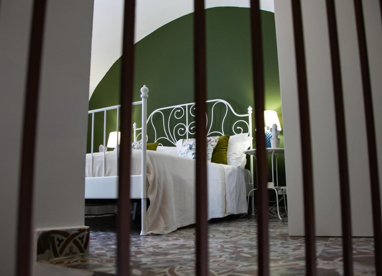 La Casetta In Centro By Sicily In Home Catania Exterior photo